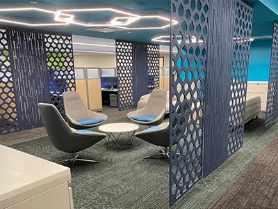 Seating area at an Arizona installation of Knoll remanufactured cubicles, new furniture, and CONNECT custom millowrk by Office Furniture Connection