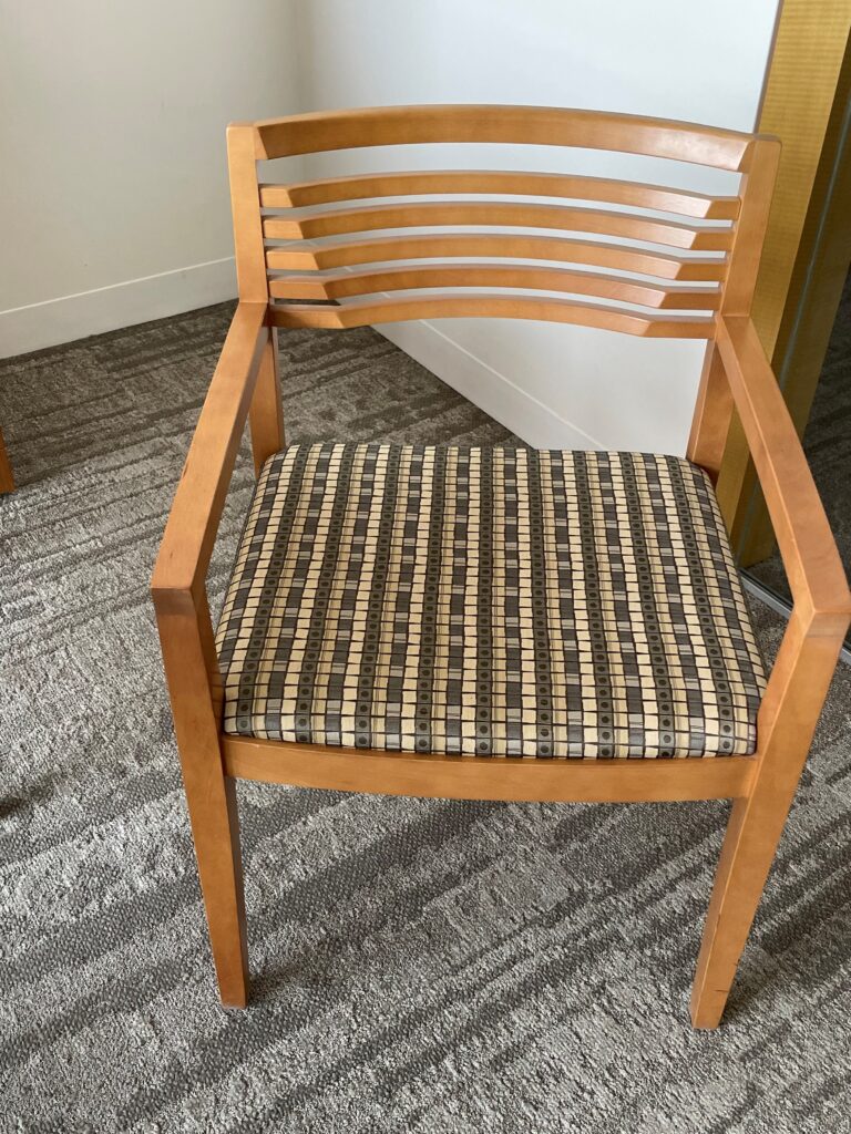 Knoll Ricchio Guest Chairs