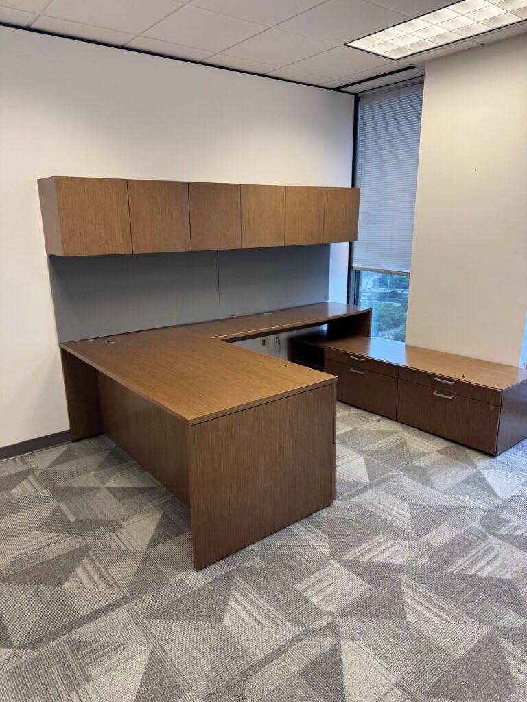 Pre-owned OFS Private Office